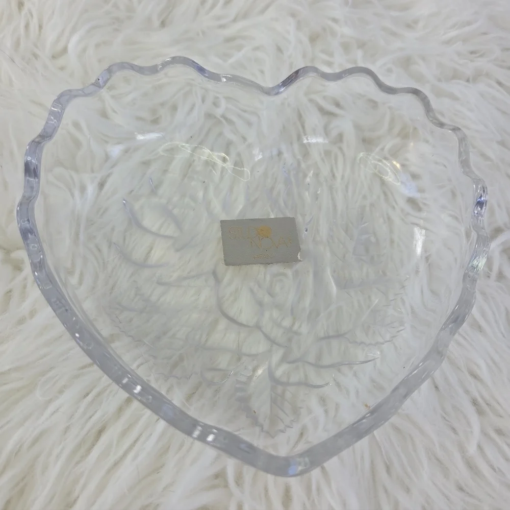 Mikasa Studio Clear Frosted Heart Shape Floral Crystal Glass Bowl Candy Dish